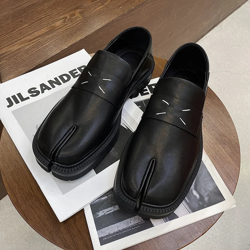 Maganda Tabi Shoes Loafer for Men and Women Split Toe Thick Sole Casual Leather Shoes